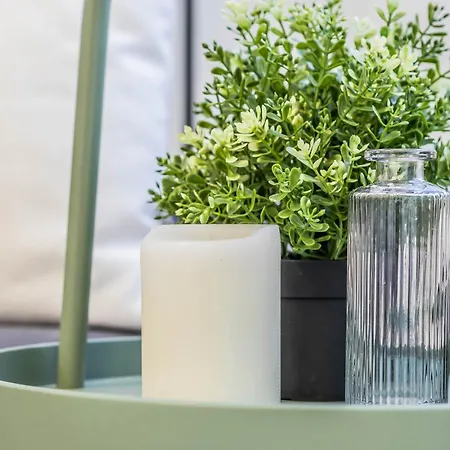 Cr-home - Di 55mq Con Arredi Di Design *