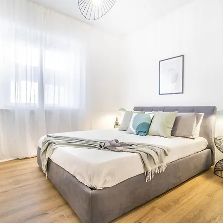 شقة Cr-home - Di 55mq Con Arredi Di Design *